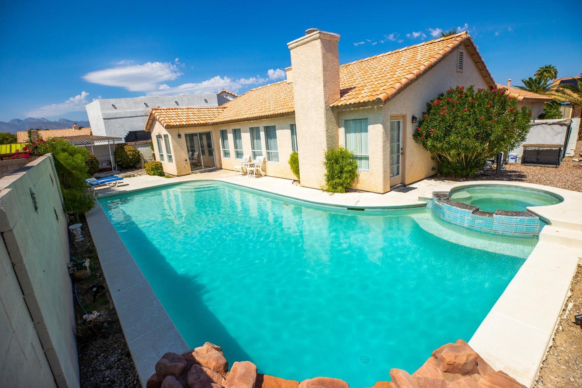 Luxury 1900 Sq Ft House Huge 46 Ft Pool & Hot Spa Las Vegas Zewnętrze zdjęcie